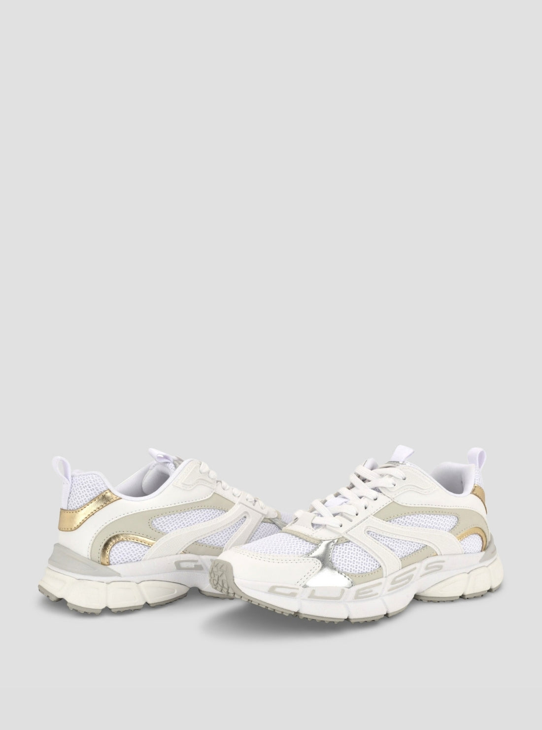 GUESS Womens White Bevalli Sneakers BEVALLI Front Side View