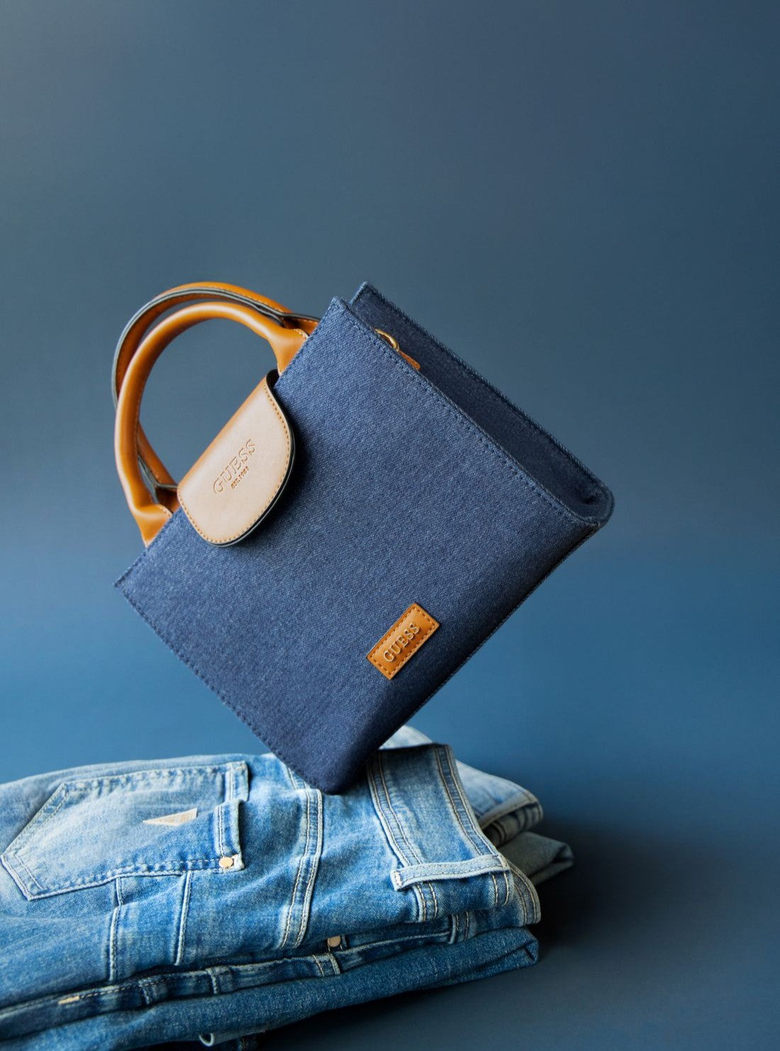 GUESS Womens Denim Mini Tote Bag GWP25GUEDMTOTE 