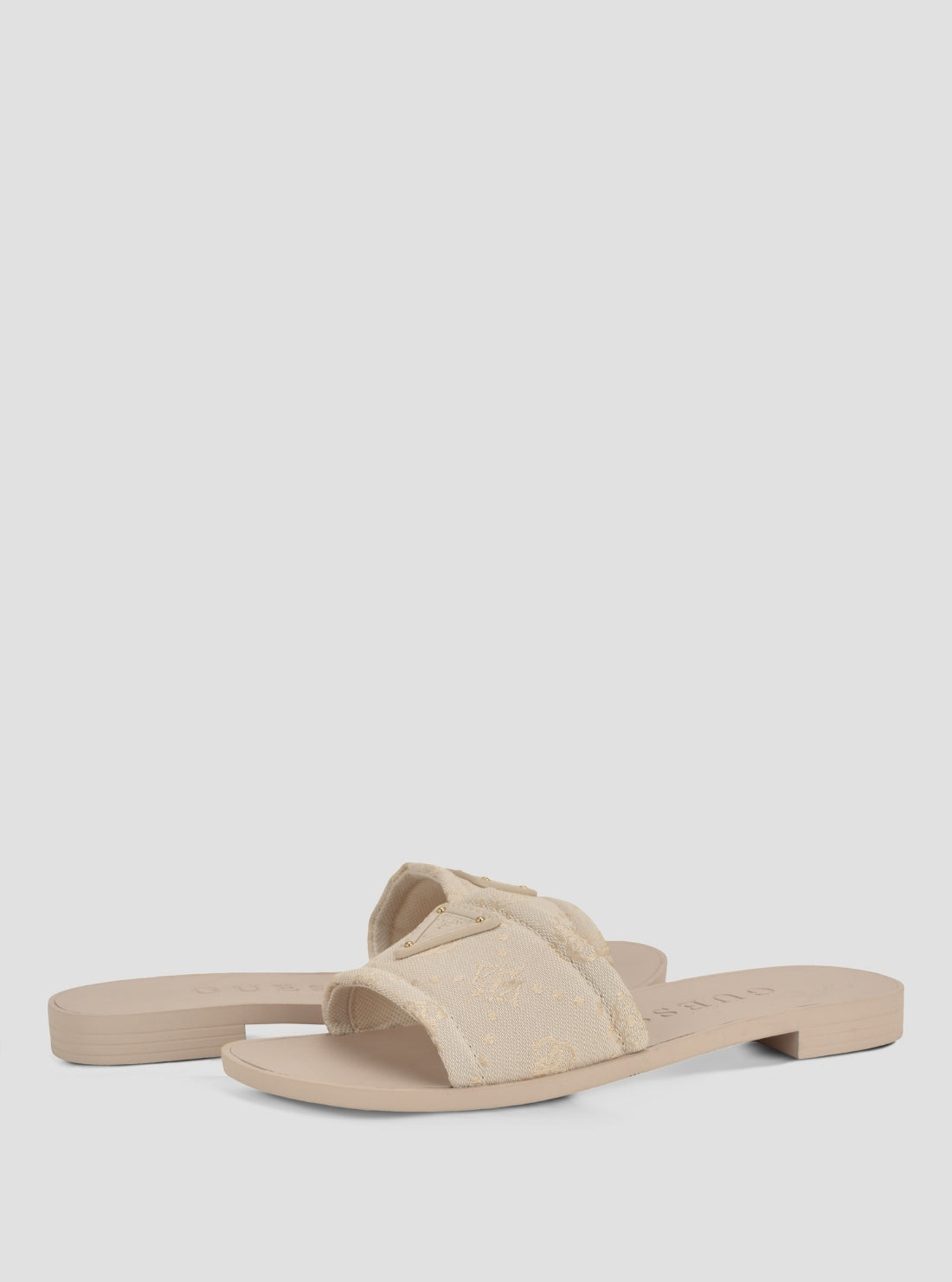 GUESS Womens Ivory Elysone Sandals ELYSONE Front Side View