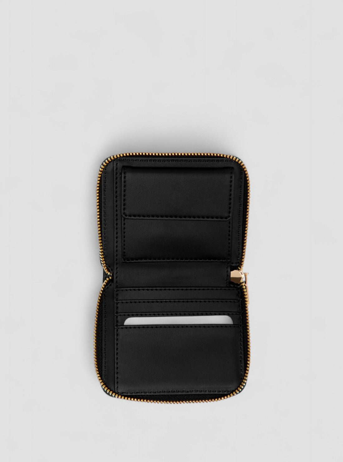 GUESS Womens Black Logo Yarmilla Small Zip Wallet GG932237 Inside View