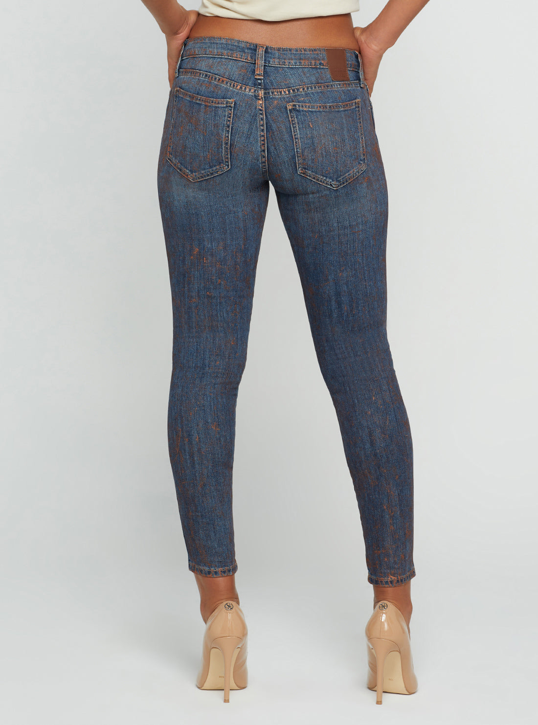 GUESS Women's Low-Rise Power Skinny Denim Jeans In Hot Springs Wash W2BAB2D4VL0 Back View