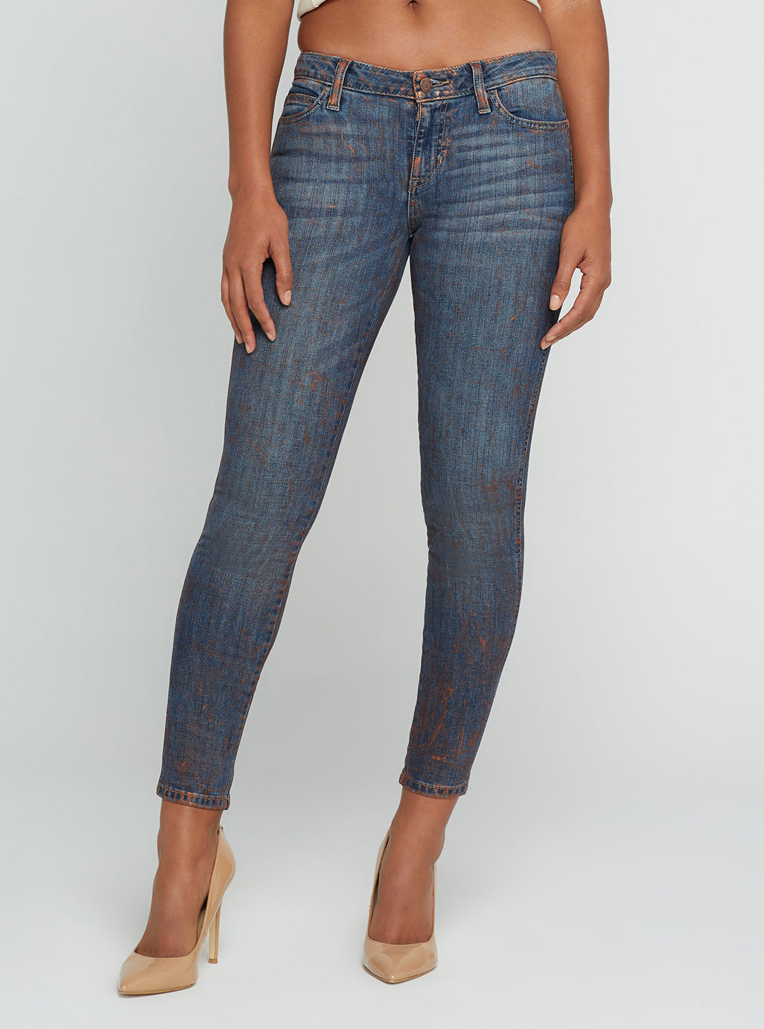 GUESS Women's Low-Rise Power Skinny Denim Jeans In Hot Springs Wash W2BAB2D4VL0 Front View