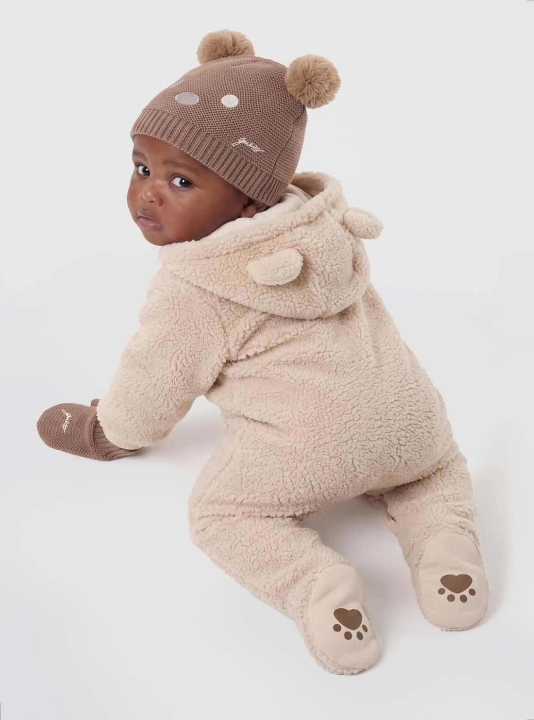 GUESS Kids Beige Bear Pom Pom Hat and Mittens Set H6BZ08Z1552 Model View2