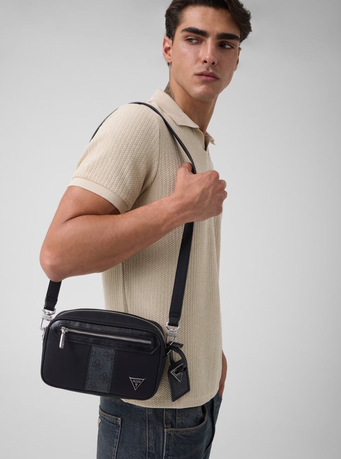 GUESS Accessories Black Sydney Camera Bag HMSYSYP6429 Model View