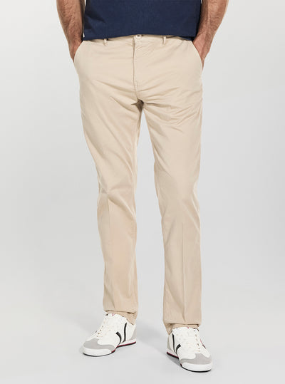 GUESS Mens Beige Mid Rise Angels Chino Pants M5BB16WGXX2 Front View