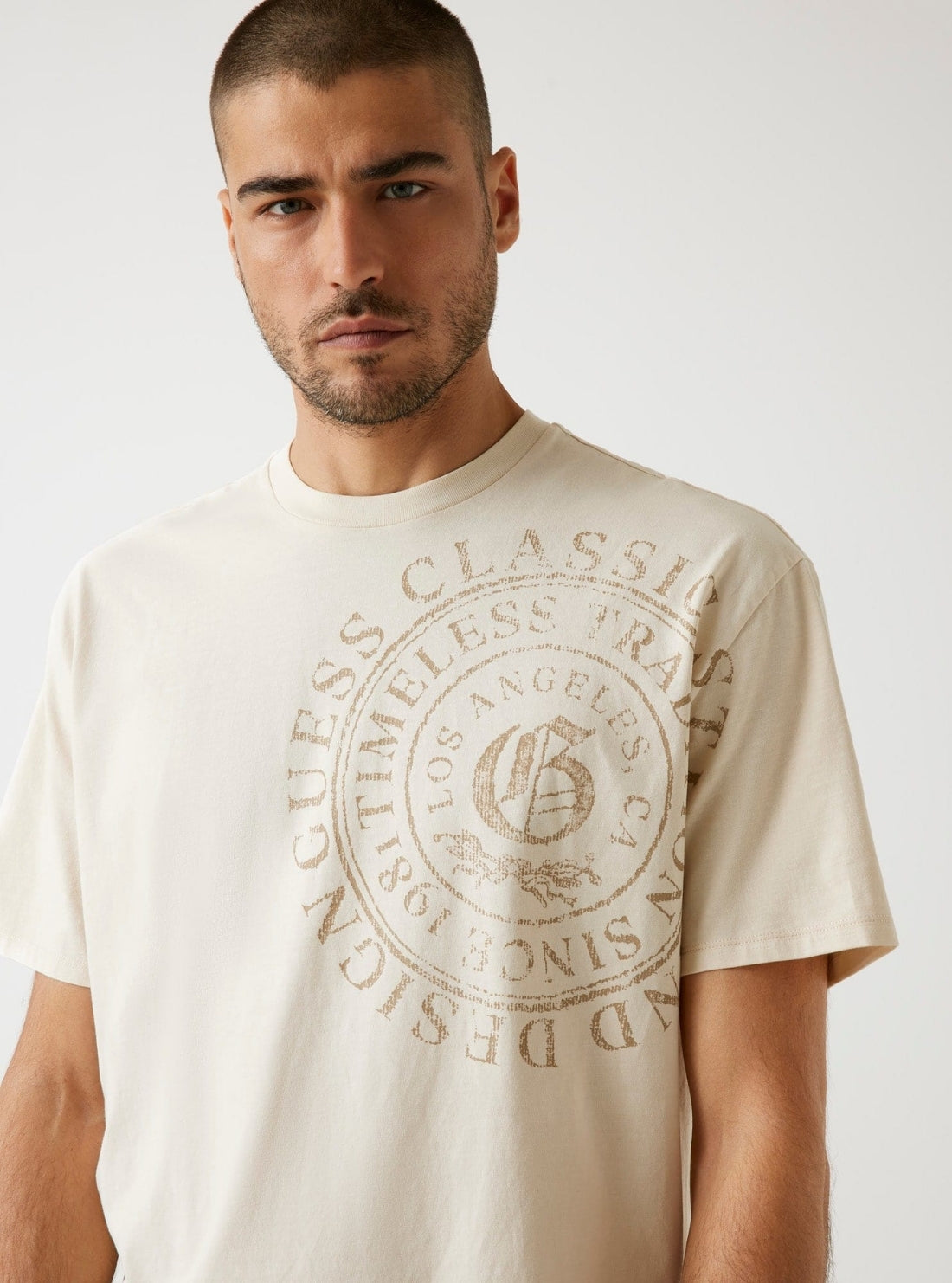 GUESS Mens Beige Basic Letter Pressed T-Shirt M5BI69I3Z14 Detail View