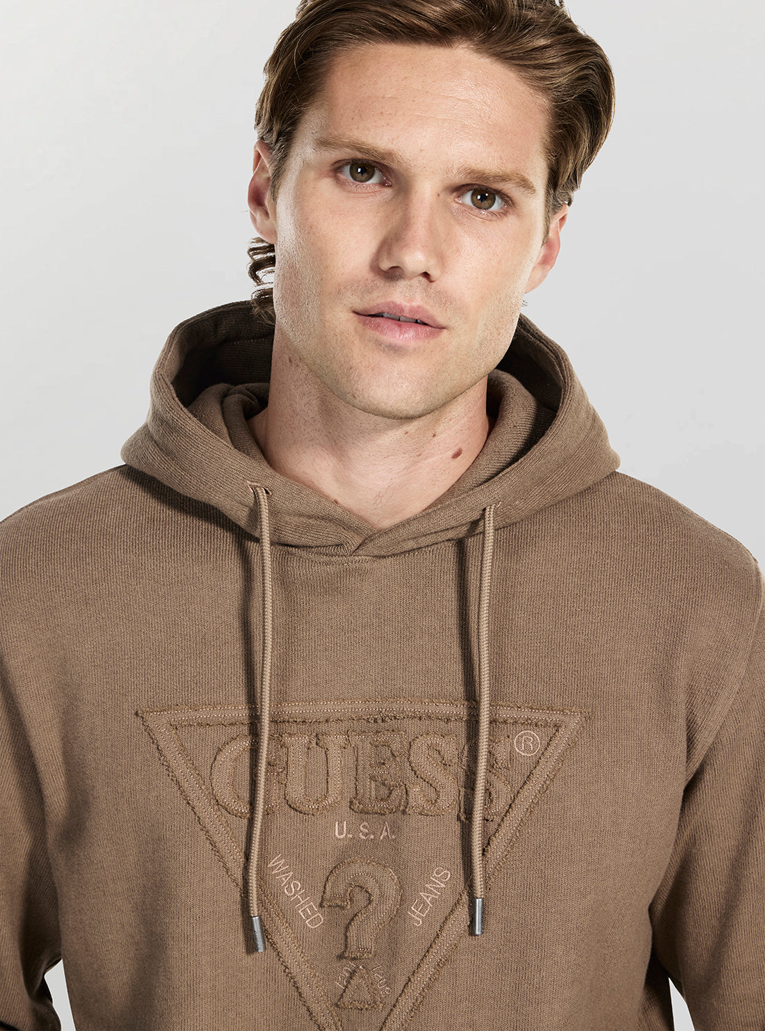 GUESS Mens Brown Logo Raw Patch Hoodie Sweatshirt M5BQ04K0961 Detail View