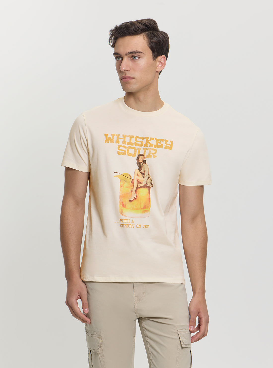 GUESS Mens Eco Beige Whiskey Sour Graphic T-Shirt M5GI01KBW41 Front View