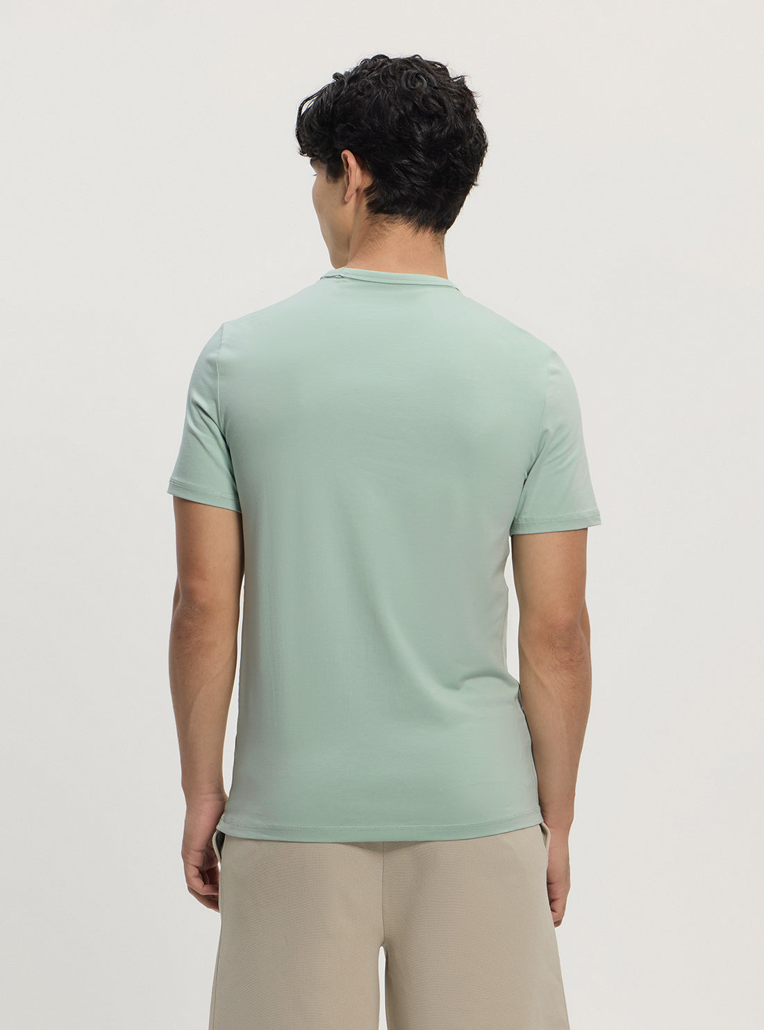GUESS Mens Green Front Box Logo T-Shirt M5GI19J1314  Back View