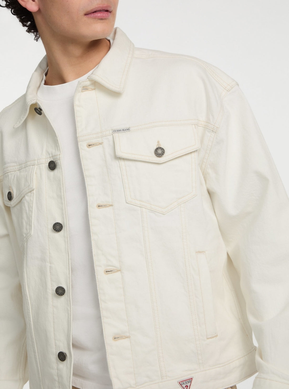Guess Jeans White Oversized Trucker Jacket M5GN38D5OC1 Detail View