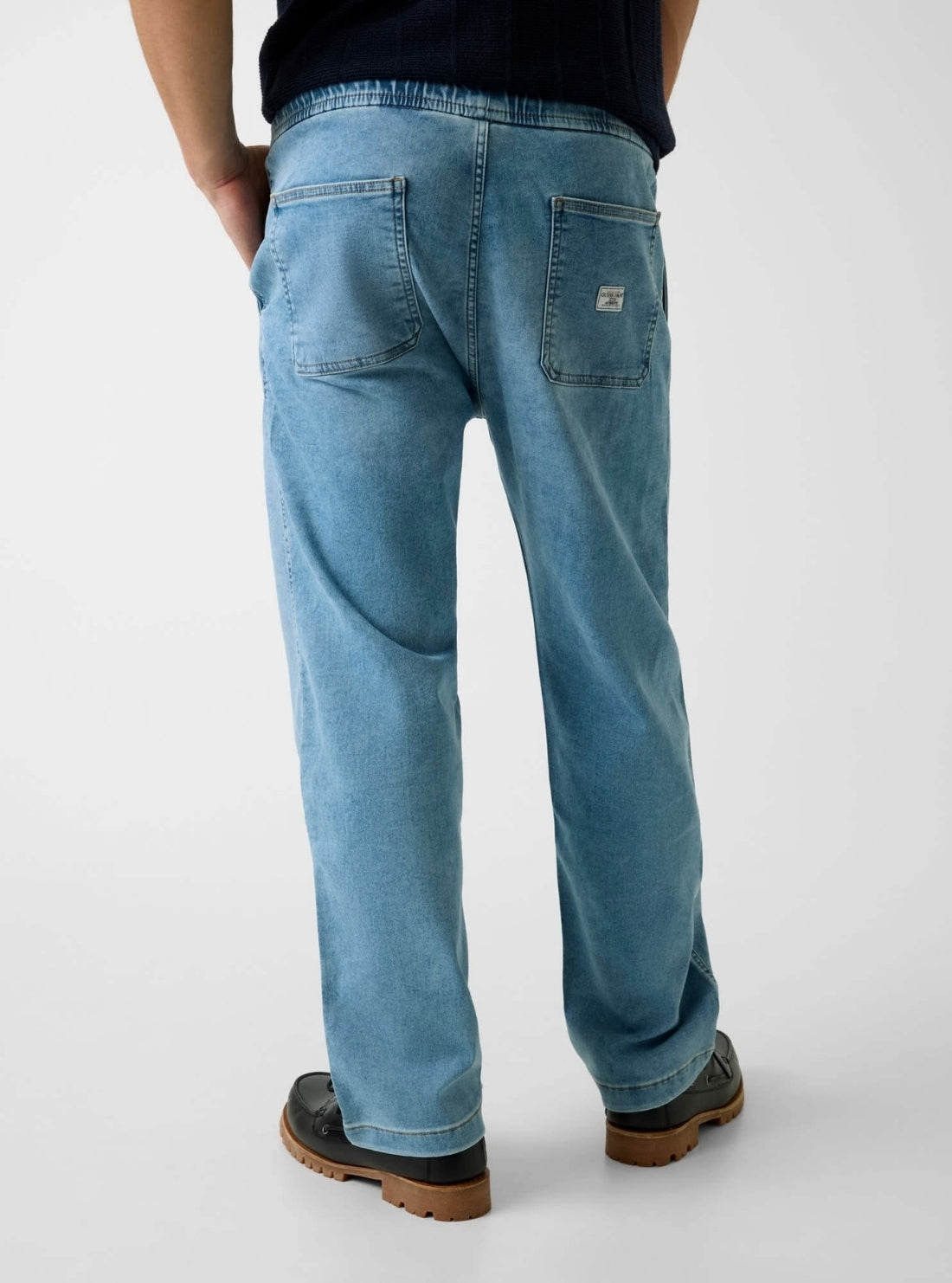 Guess Jeans Classic Vintage Jogger Jeans in Light Wash M6GA0ID8001 Back View