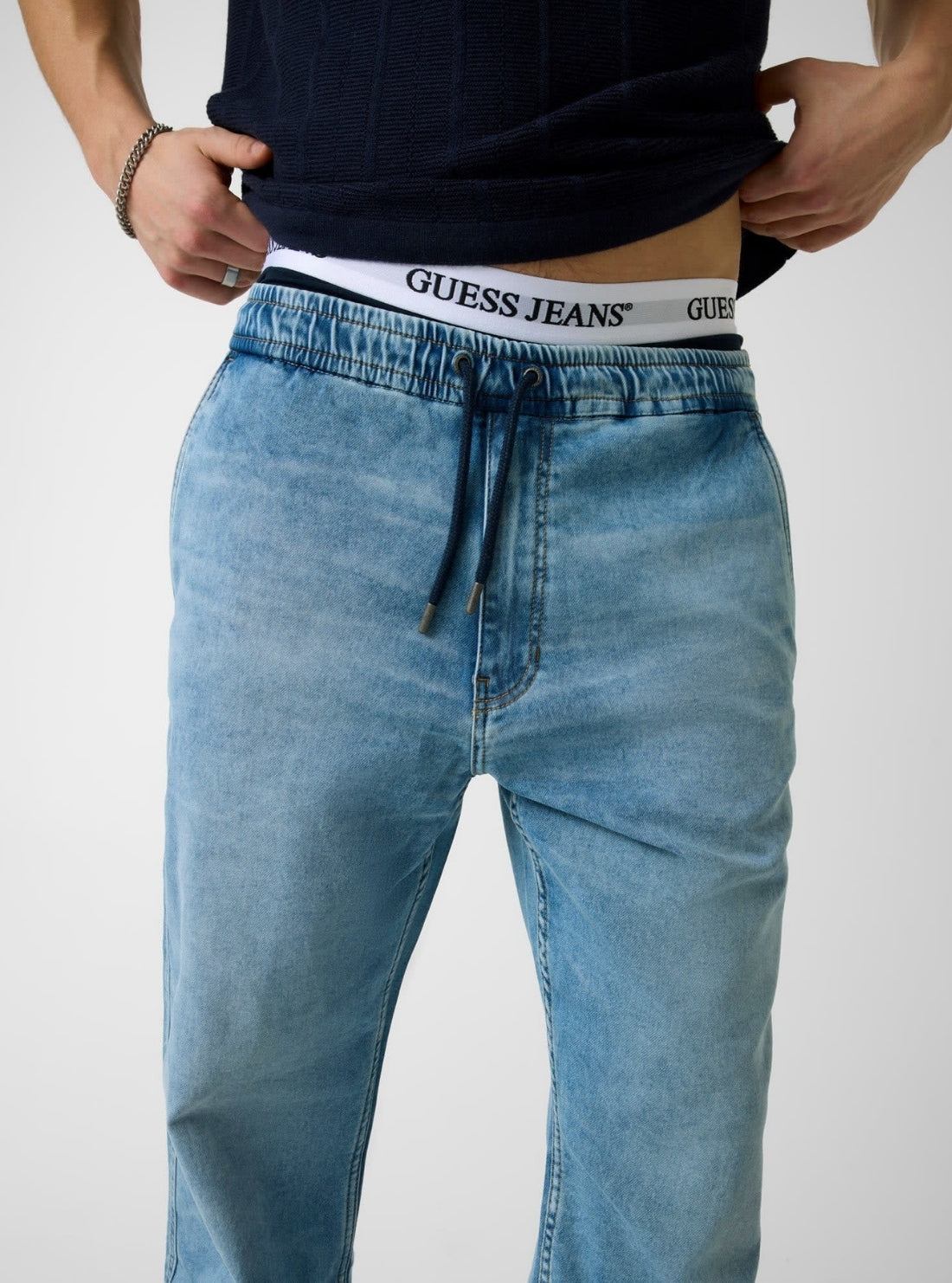 Guess Jeans Classic Vintage Jogger Jeans in Light Wash M6GA0ID8001 Detail View