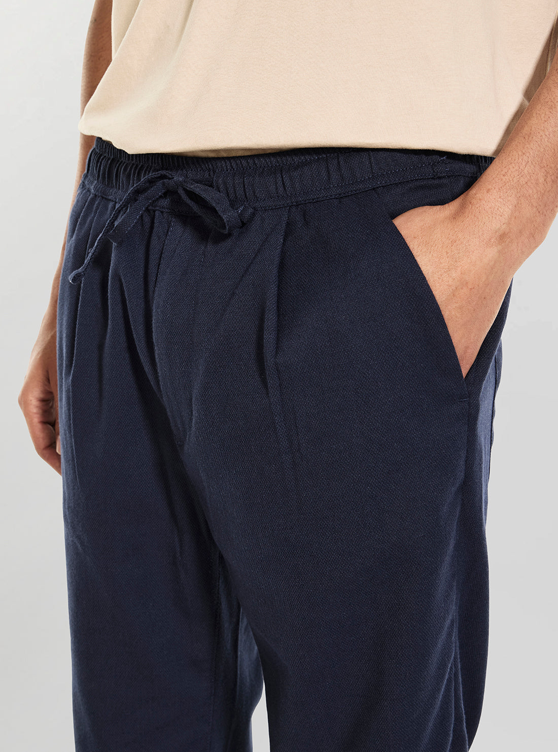 GUESS Mens Blue Paolo Cotton Owen Drawcord Pants M6GB15W2024 Detail View