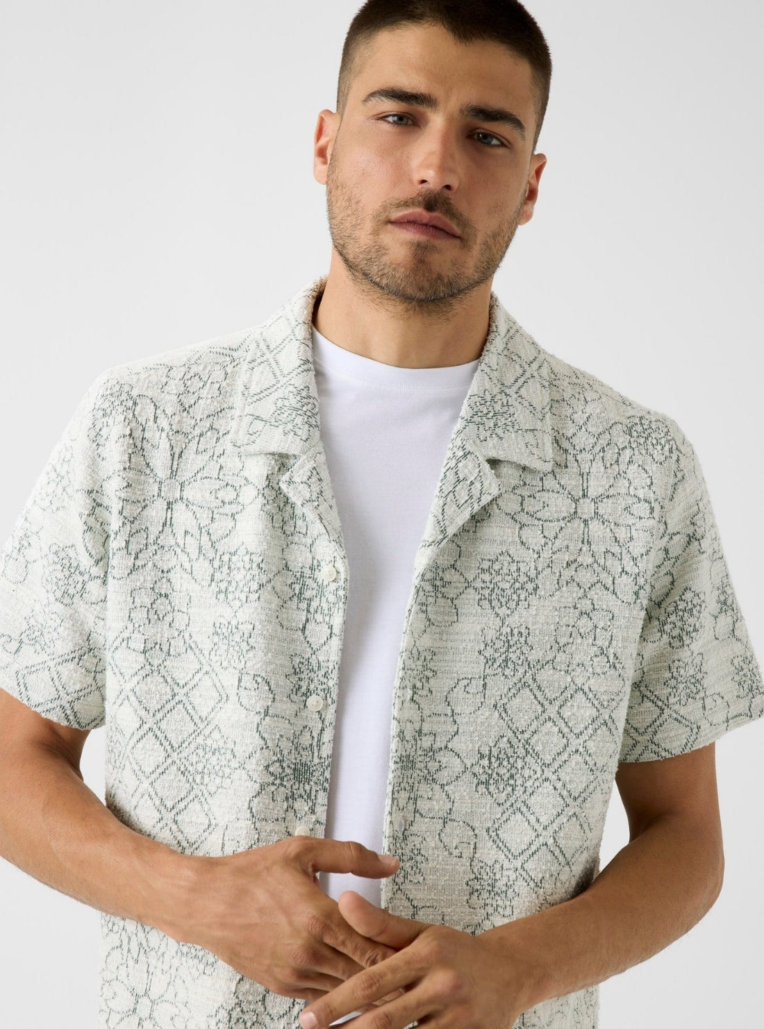 GUESS Mens Multi Nomad Knit Jacquard Shirt M6YP34K4489 Detail View