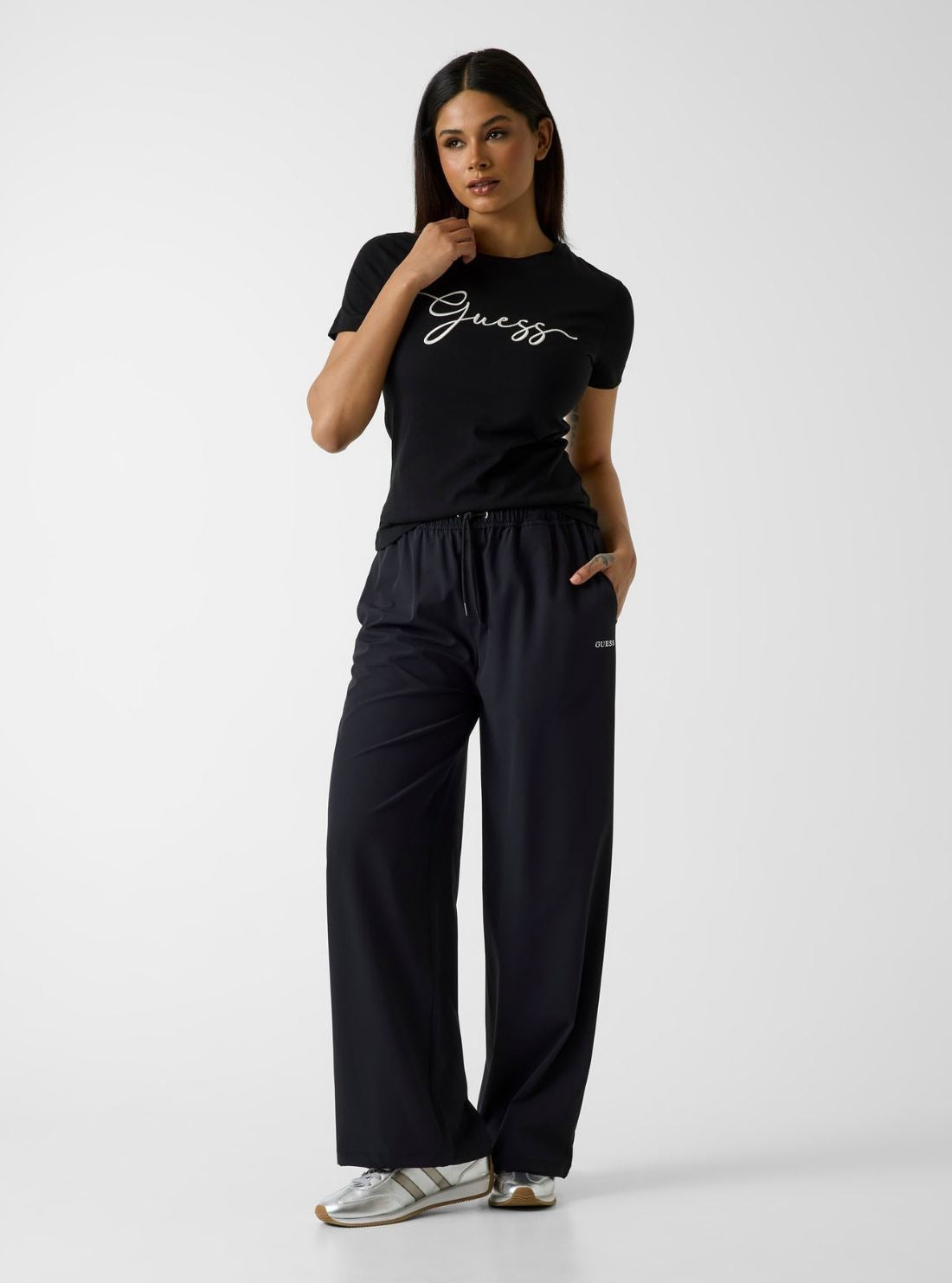 GUESS Womens Black Circe Embroidered T-Shirt V6GI01K2962 Full View