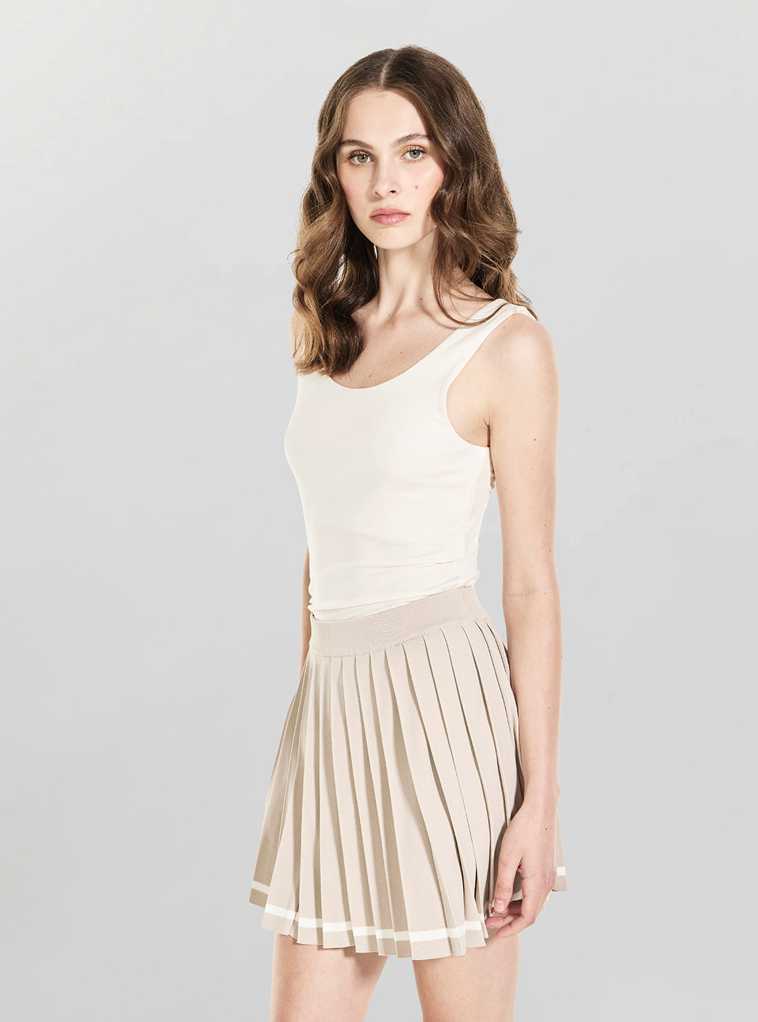 GUESS Womens Beige Meissa Pleated Active Skirt V6YR02Z0944 Side View