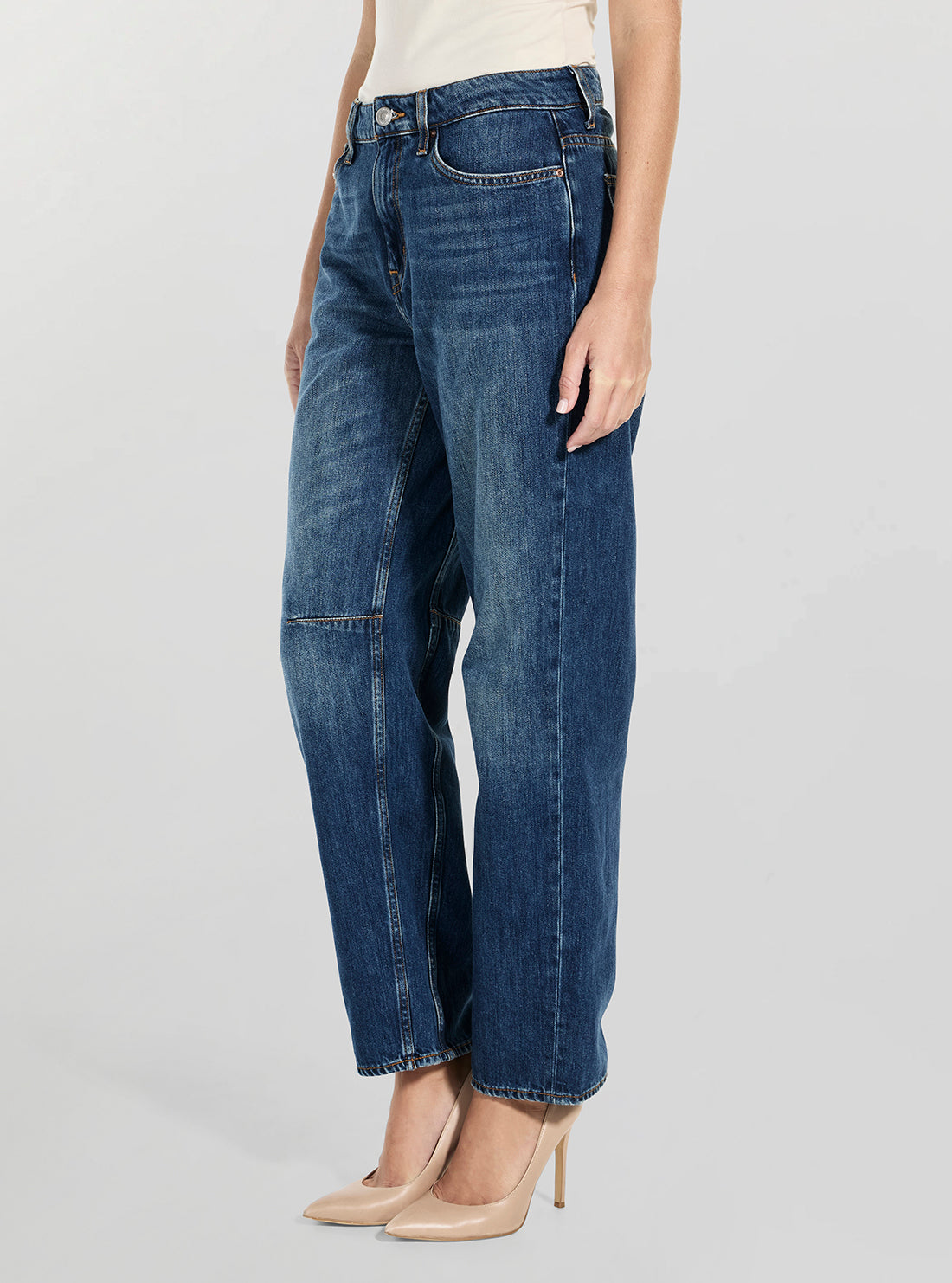 GUESS Womens Mid-Rise Barrel Fit Jeans in Medium Wash W5BA2VD0460 Side View