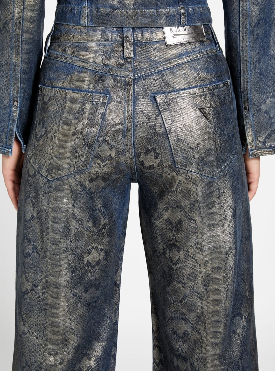 GUESS Womens High-Rise Bellflower Snakeskin Jeans W5BA82D5QK2 Back Detail View