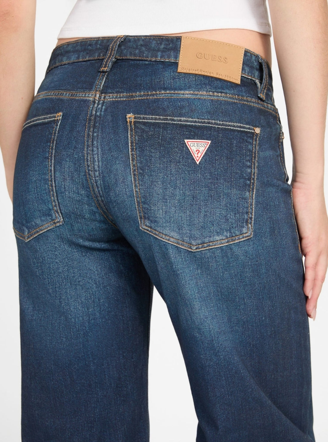 GUESS Womens Eco Low Rise Slouchy Jeans in Medium Wash W5YA1DD0213 Detail View