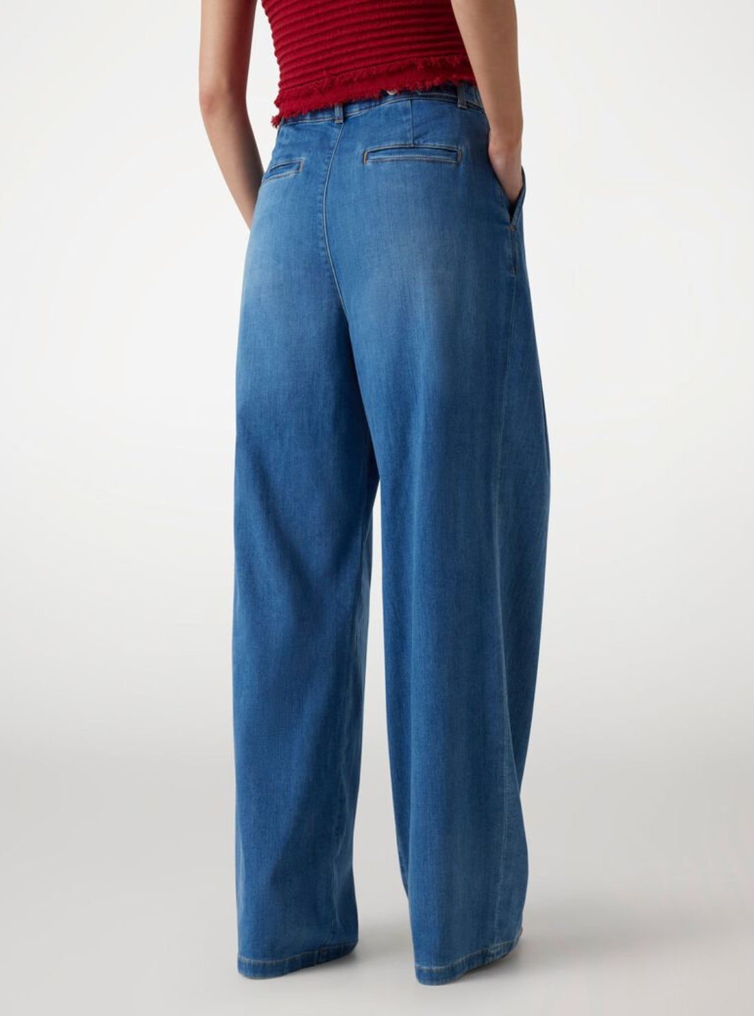 GUESS Womens Eco High-Rise Zypher Jeans in Medium Light Wash W5YA1FD5O90 Back View