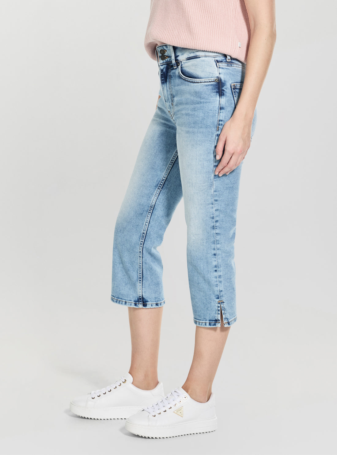 Guess Jeans High-Rise Capri Jeans in Light Wash W6GA2GD6329 Side View