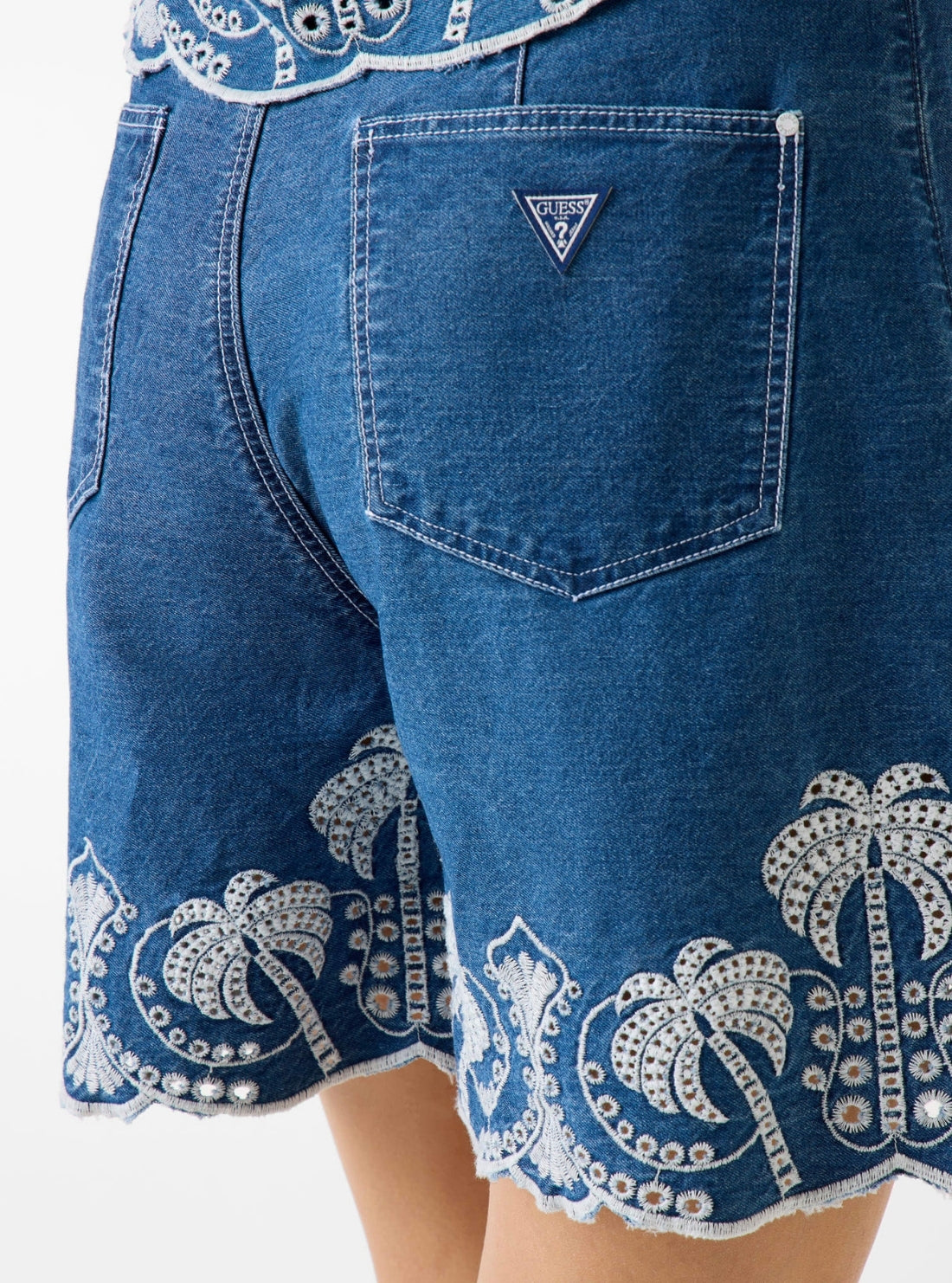 GUESS Womens Blue Pilar Denim Shorts W6GD08D0686 Detail Back View