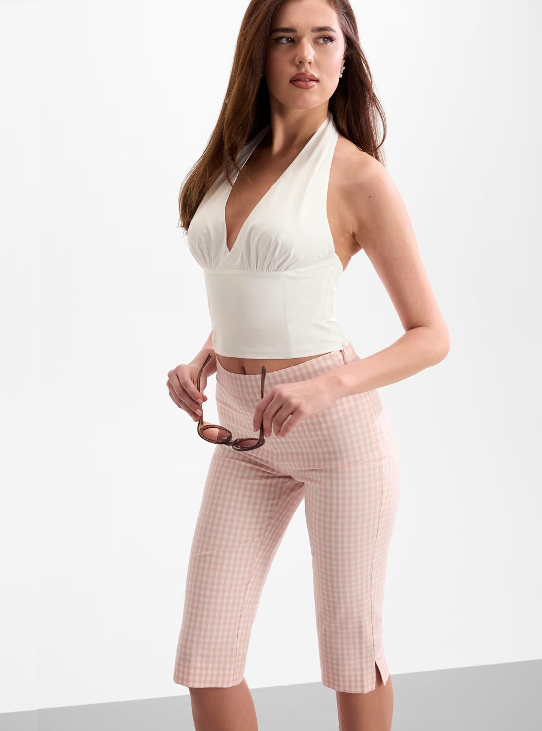 GUESS Womens White Marilyn Poplin Halter Neck Top W6YHA8W5113 Front View