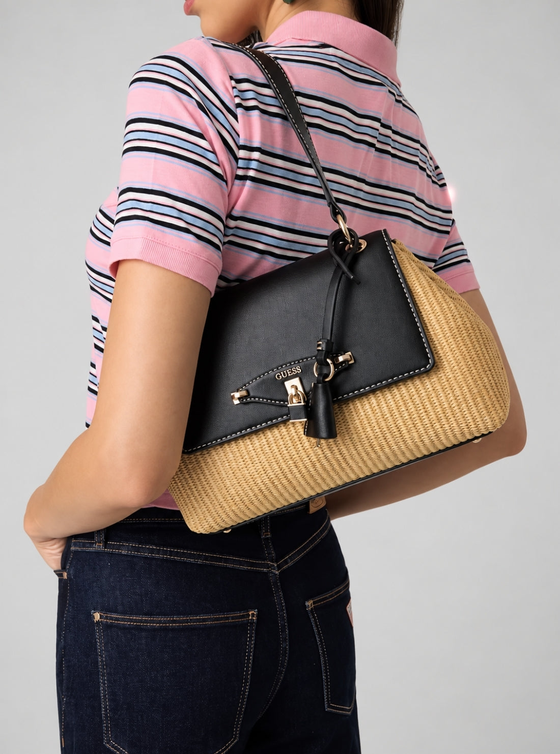 GUESS Womens Natural Black Maggie Straw Flap Shoulder Bag WG975319  Model View2