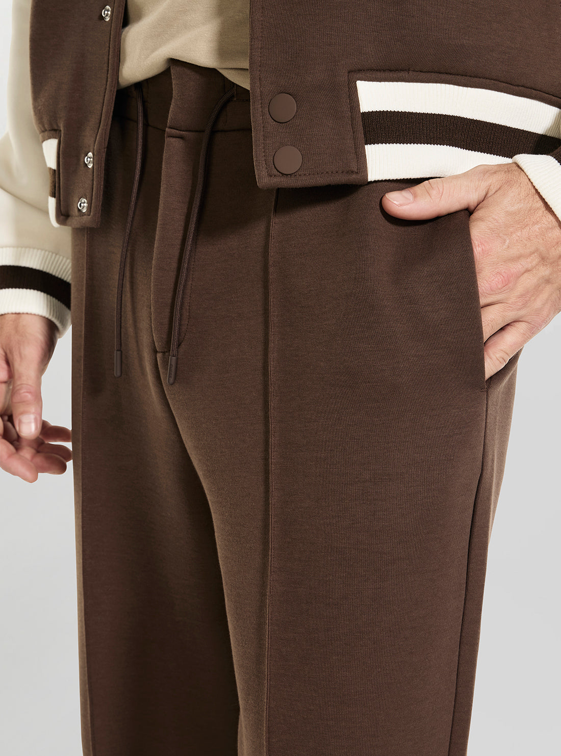 GUESS Mens Brown Herald Straight Leg Active Pants Z6YB17K4995 Detail View