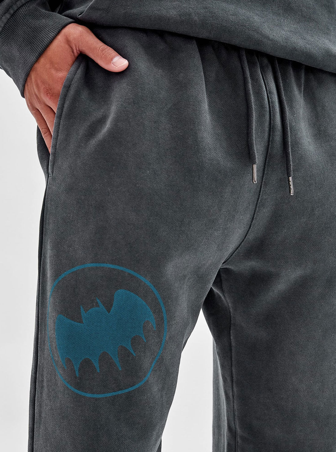 GUESS Men's Guess Originals x Batman Black Signal Trackpants M2BQ12K9YH1 Detail View