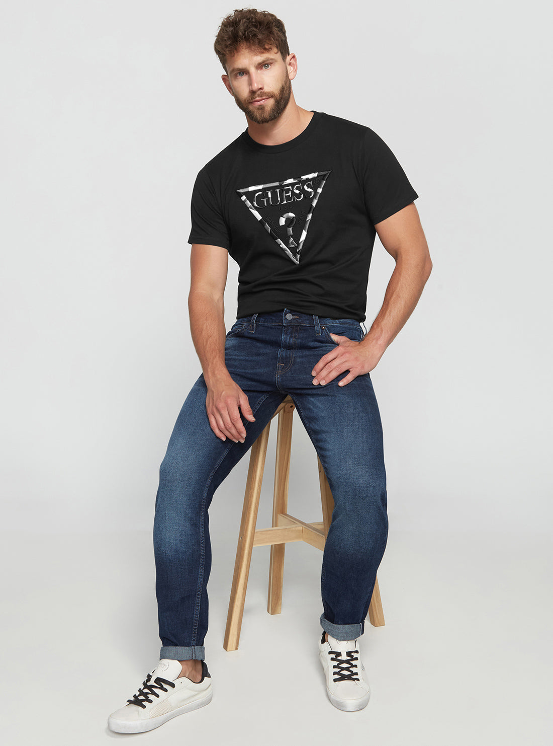 GUESS Men's Low-Rise Regular Fit Drake Denim Jeans In Chosen Wash M2YA37D4MG4 Seated View